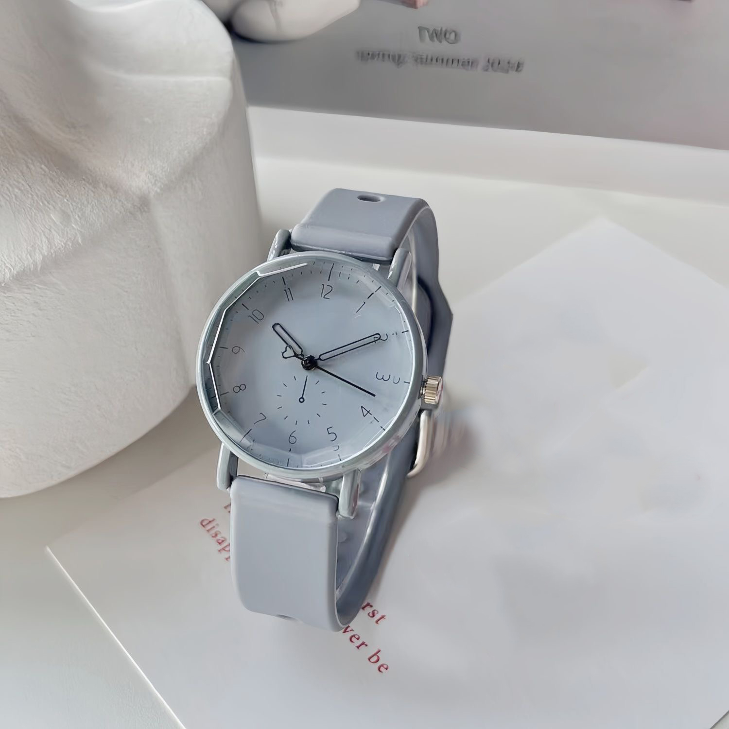 Mode Arabisch Zifferblatt Frau – Silicone Band Women Bewertung und Preis