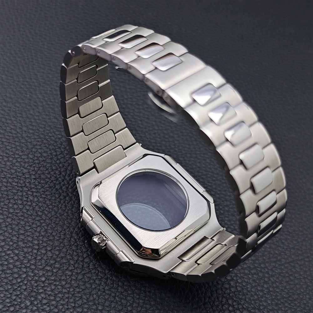 Quadratisches silbernes Edelst – Seiko Watch 5 Sports Bewertung und Preis